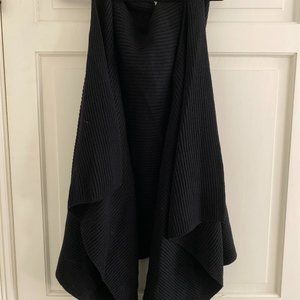 Club Monaco, Hooded sweater, Size M